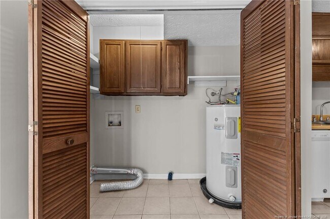 Building Photo - 6809 Timbercroft Ln