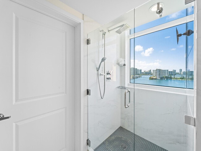 Building Photo - 400 Sunny Isles Blvd