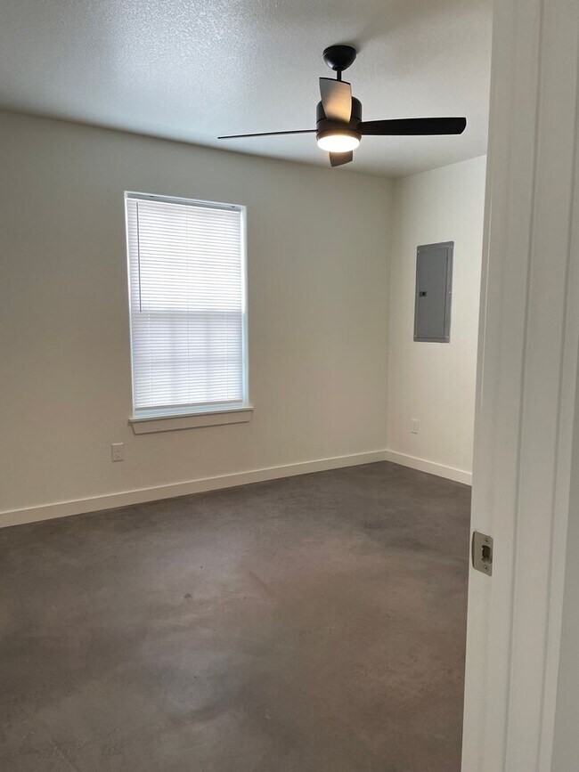 Building Photo - Brand new 2 bedroom 1.5 bath home