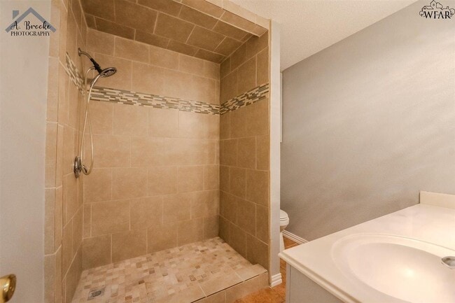 Building Photo - 5412 Blazing Star Ln