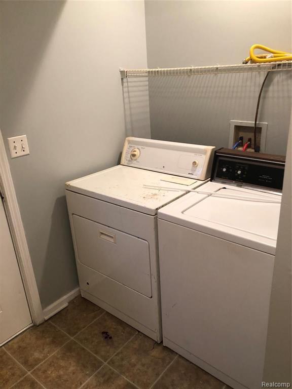 Building Photo - 20735 Bach Ave