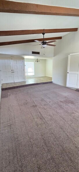 Building Photo - 6013 Poso Ct