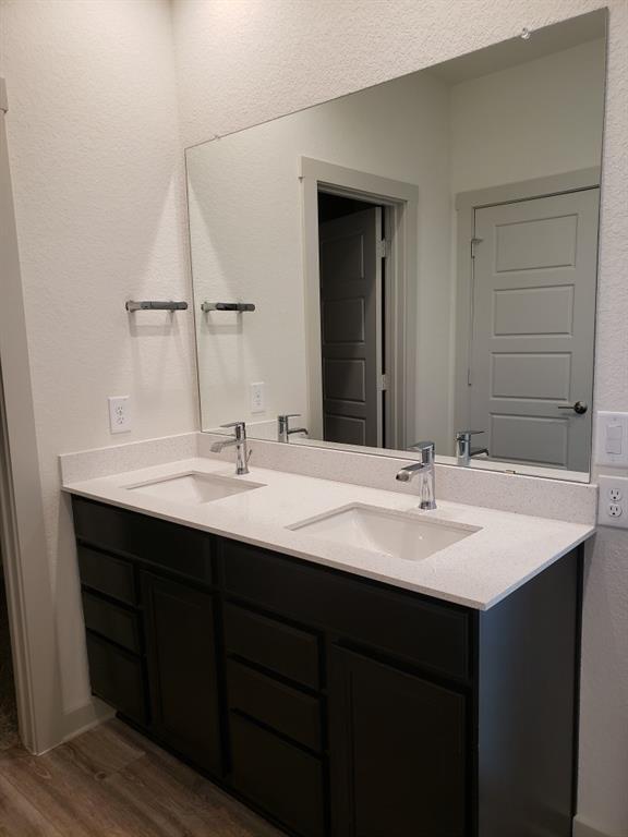 Building Photo - 205 Tequilana Pass