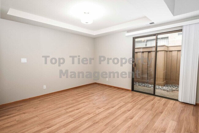 Building Photo - 117 Northcreek Cir