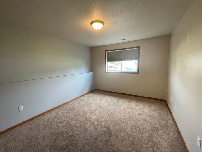 Building Photo - Live Large in This Amenity-Packed 4BR Home!