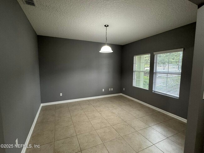 Building Photo - 15626 Tisons Blf Rd