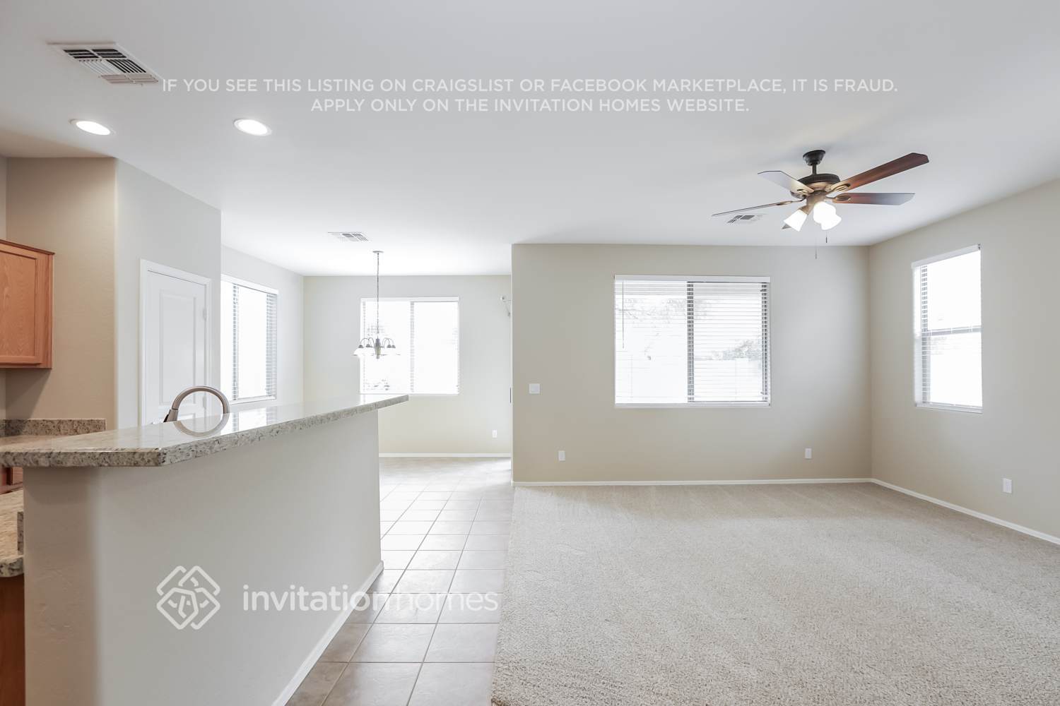 Building Photo - 3787 E Chickadee Rd