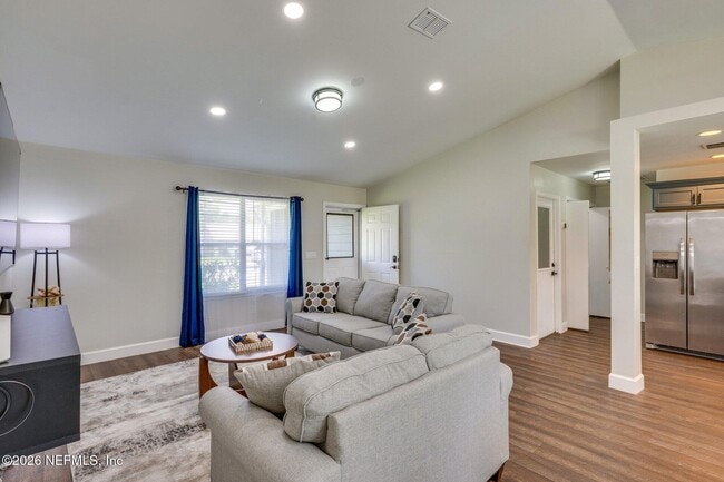 Building Photo - 3227 Puffin Way