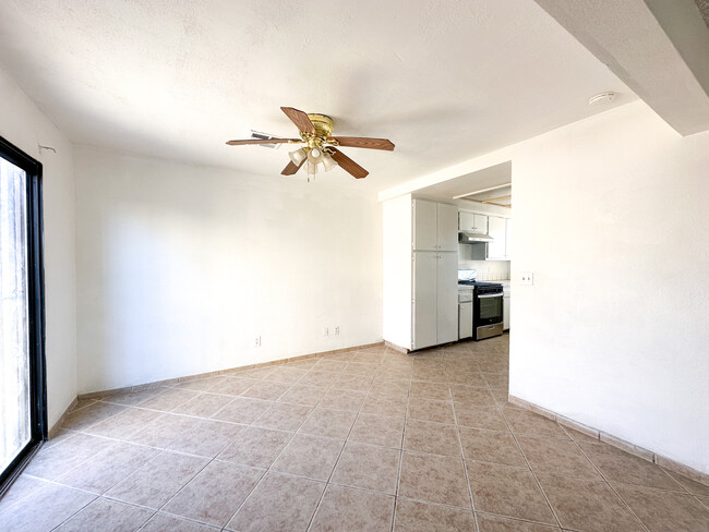 Dining Room - 43608 Steif St