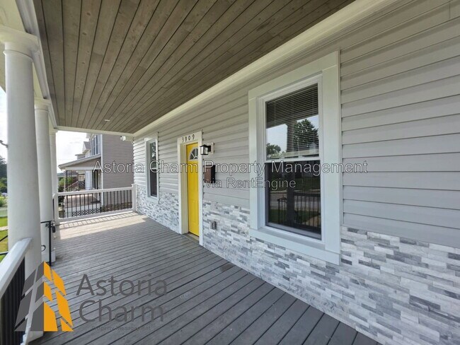 Building Photo - 3909 Fleetwood Ave