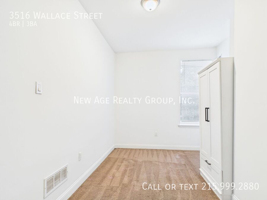 Building Photo - 3516 Wallace St