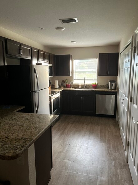 Building Photo - 159 Juniper Loop