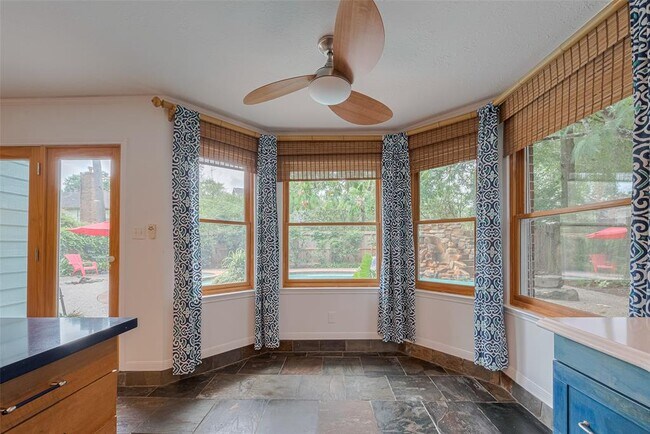 Building Photo - 3614 Spring Arbor Way