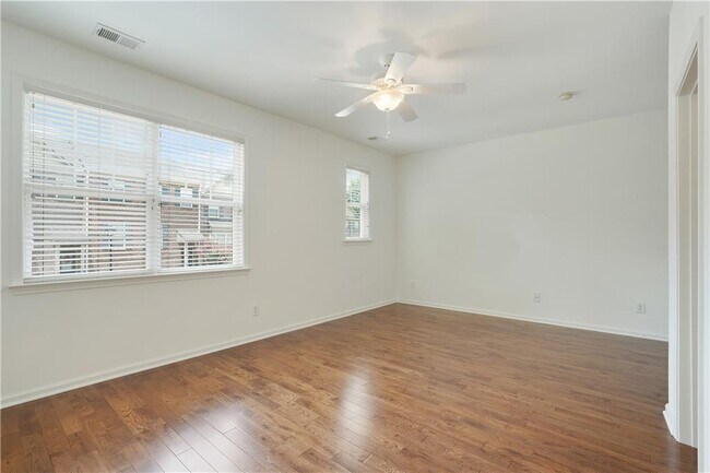 Building Photo - 3643 Gambrell Ln