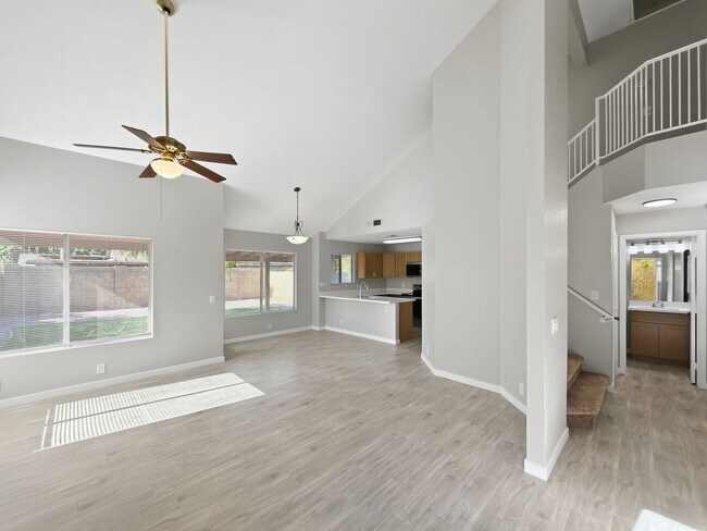 Building Photo - 3839 W Whitten St