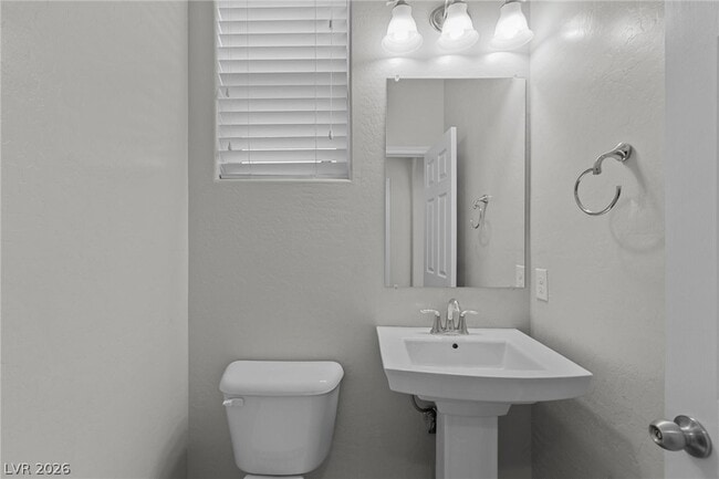 Building Photo - 8924 Willow Break Ave