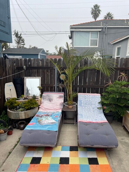 Building Photo - 4982 Cape May Ave