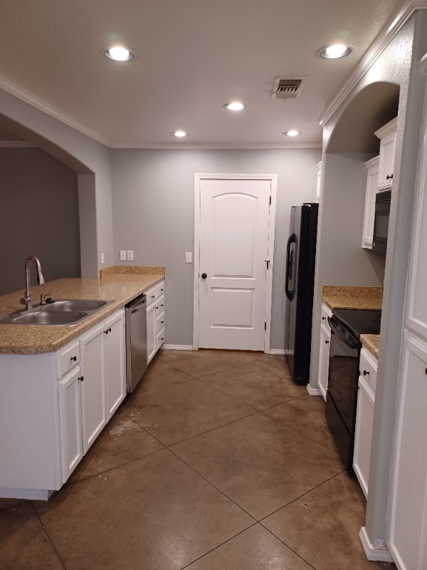 Building Photo - 4212 S Aldredge St