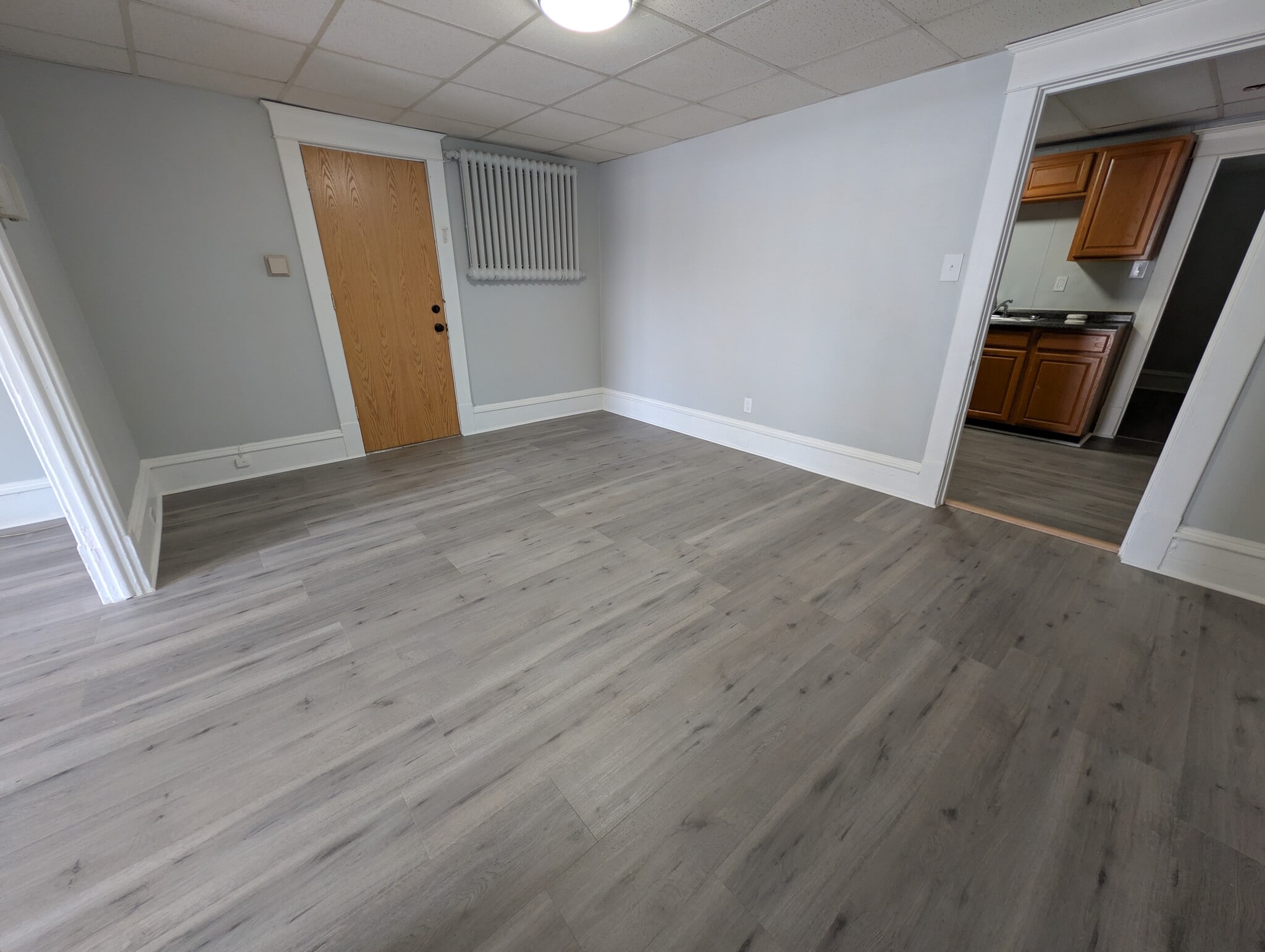 Living/Dining - 220 Lloyd St