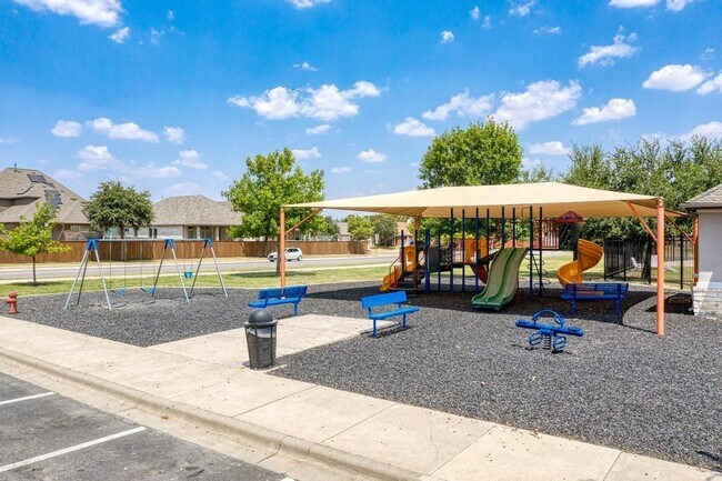 Building Photo - 18420 Dry Brook Loop