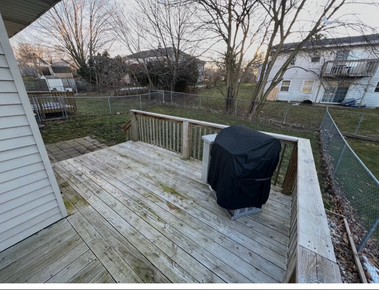 Building Photo - 3719 Kalamazoo Ave SE