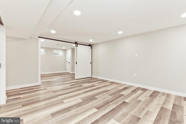 Building Photo - 3507 Gallows Rd