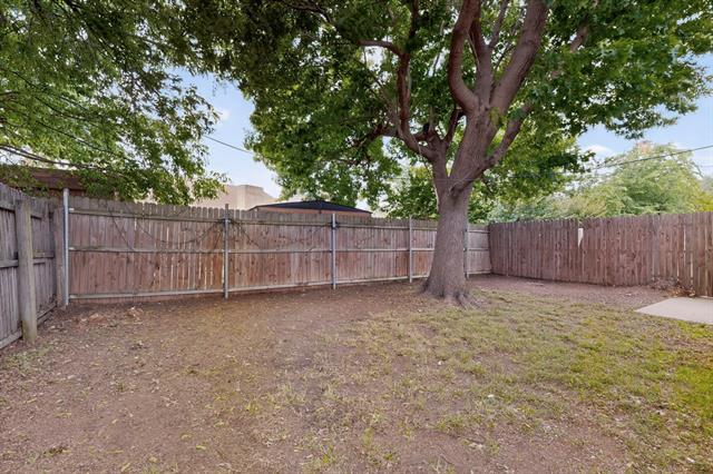 Building Photo - 3725 Northridge Dr