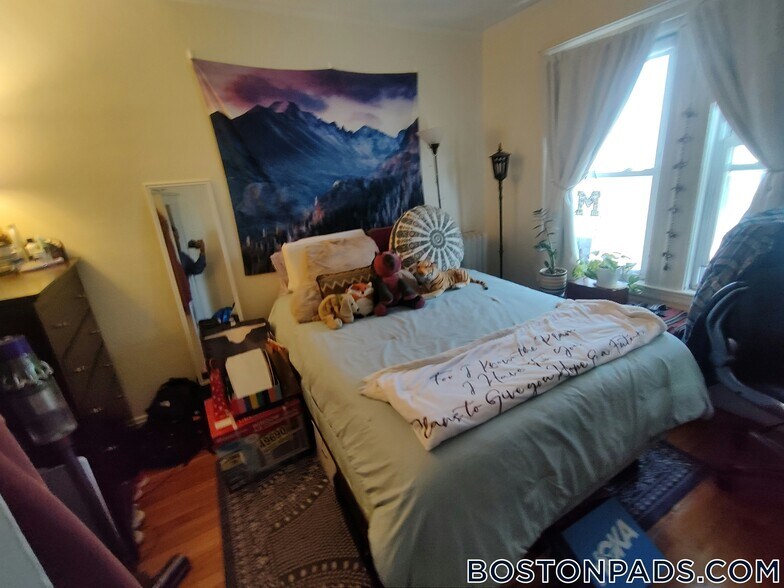 Building Photo - 24 Claymoss Rd