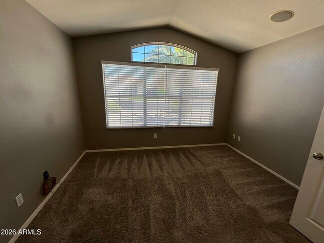 Building Photo - 1453 E Sierra Madre Ave