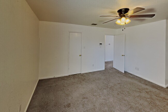 Building Photo - 4523 Rothberger Way
