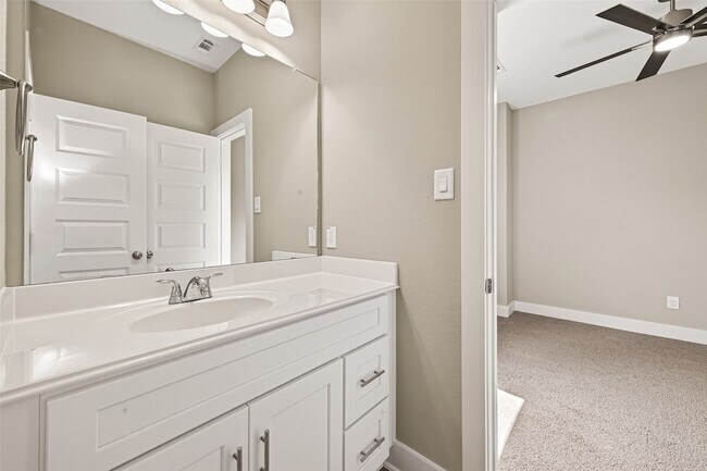 Building Photo - 3514 Runnels St