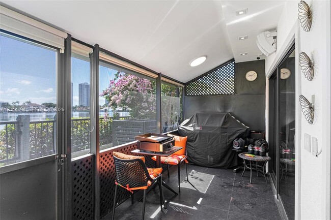 Building Photo - 21145 Helmsman Dr