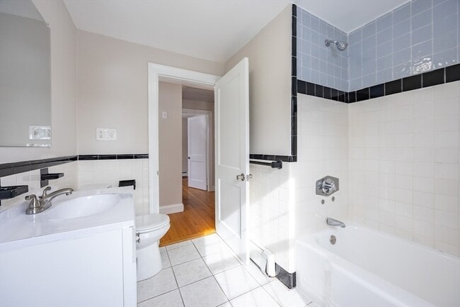 Building Photo - 24 Bossi Ave