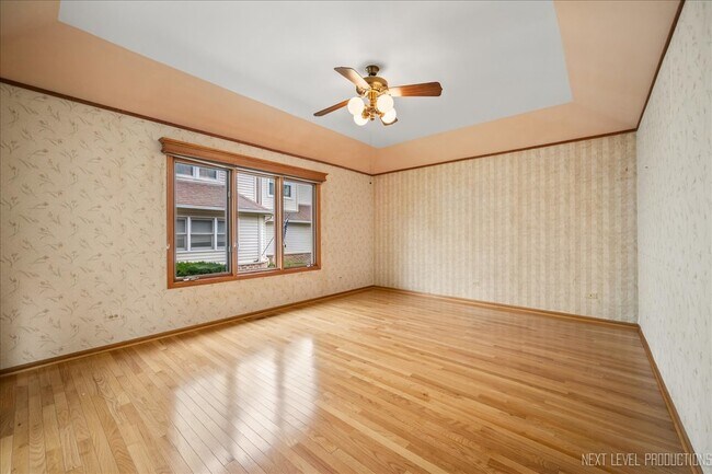 Building Photo - 805 Thornwood Dr