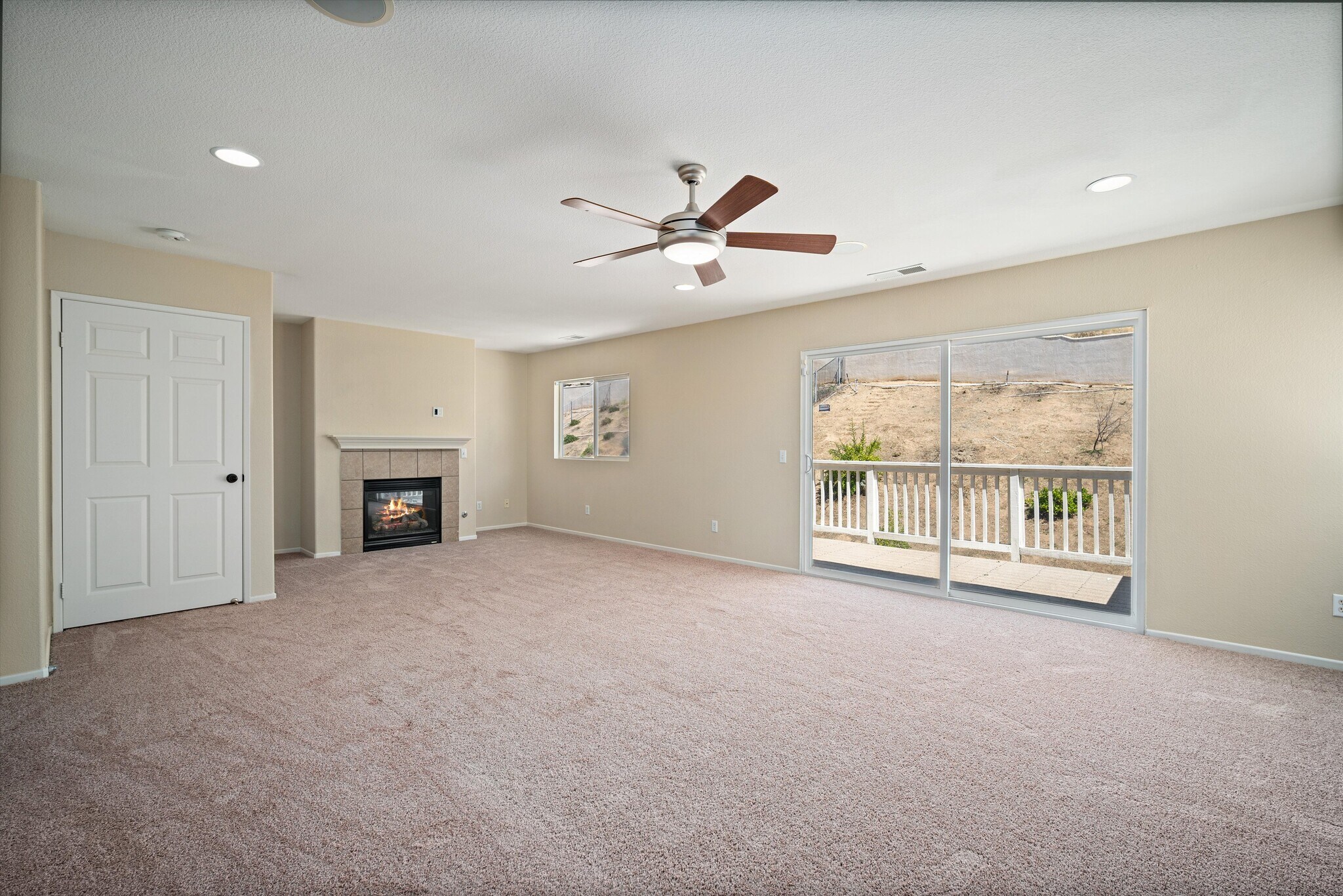 Building Photo - 26426 Mare Ln