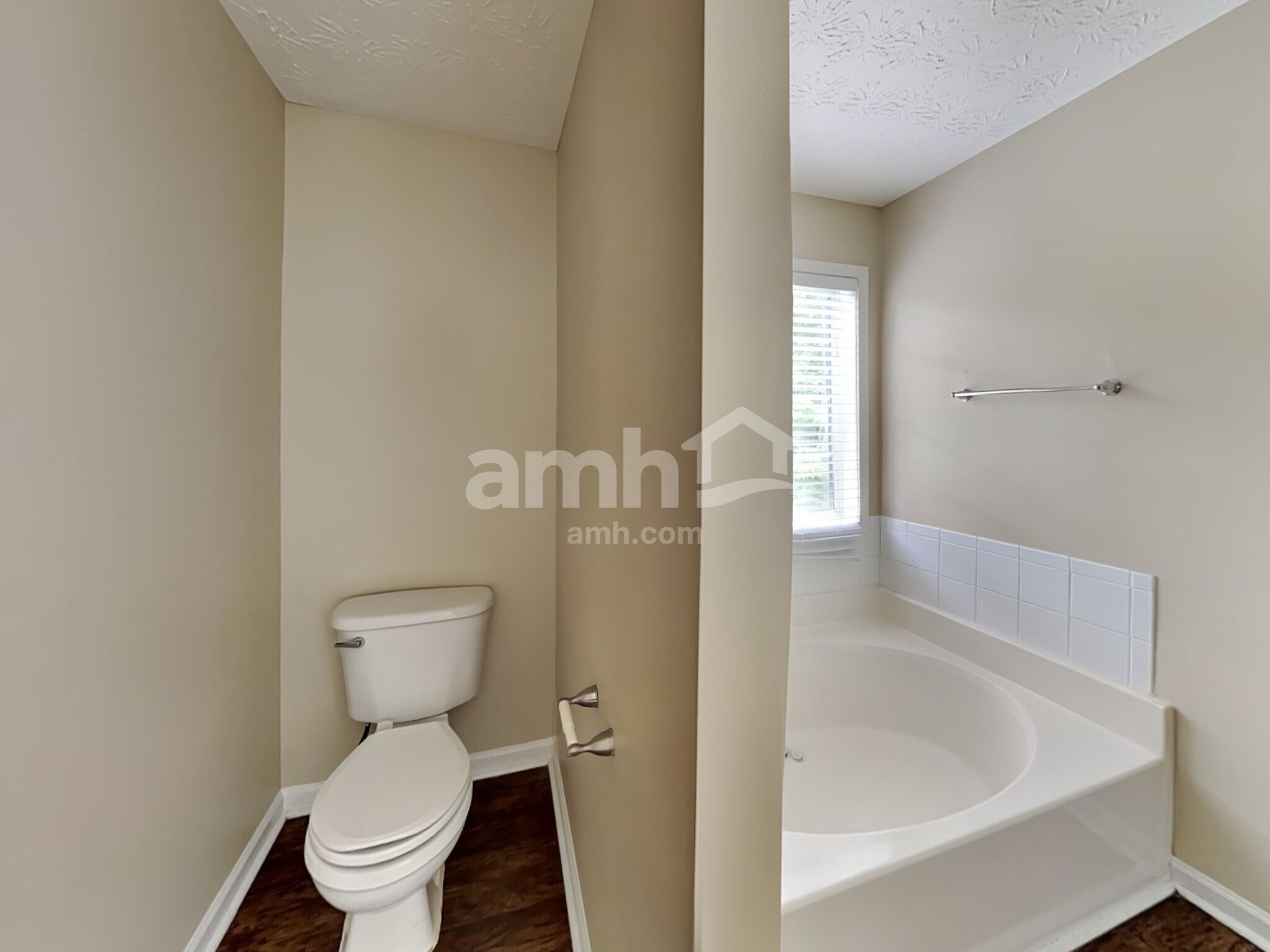Building Photo - 2855 Wadley Ln