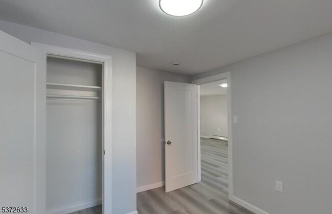 Building Photo - 130 1st St