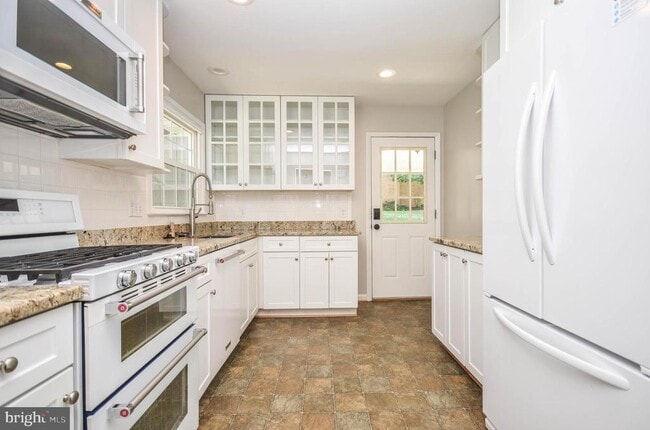 Building Photo - 4805 Willet Dr
