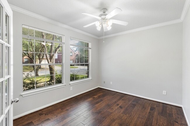 Building Photo - 22012 Royal Timbers Dr