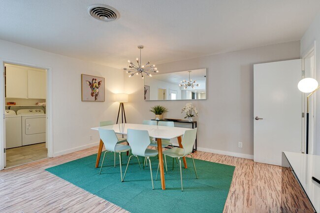 Building Photo - CUTE HOME IN 89169