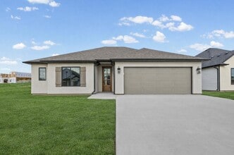 Building Photo - 5209 Whisper Dr