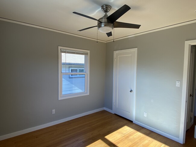 Bedroom 2-View 1 - 1410 Glenfield Ave