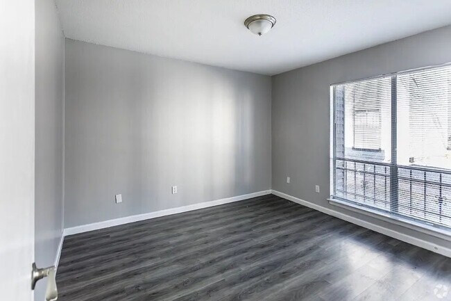 Building Photo - 3060 Southern Ave