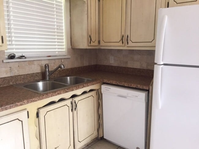 Building Photo - Ada OK Rental