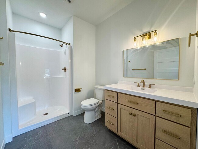Building Photo - 1712 Whitetail Way