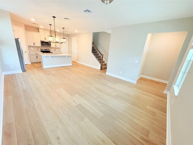 Building Photo - 16514 Silver Brook Wy