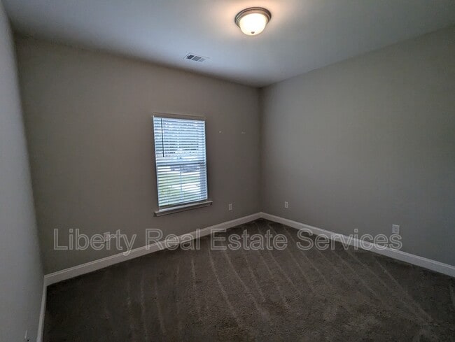 Building Photo - 172 Taylors Crk Dr