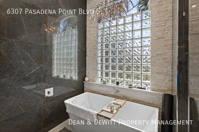 Building Photo - Fully Furnished LUXURY Home in Exclusive PYCC