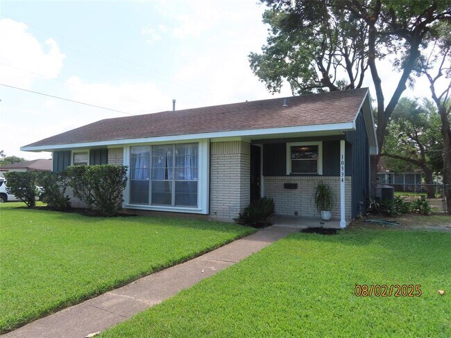 Primary Photo - 10334 Kingspoint Rd