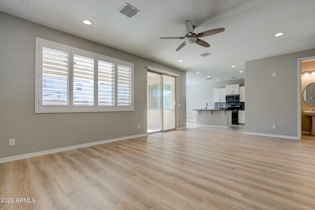 Building Photo - 17435 W Georgia Dr